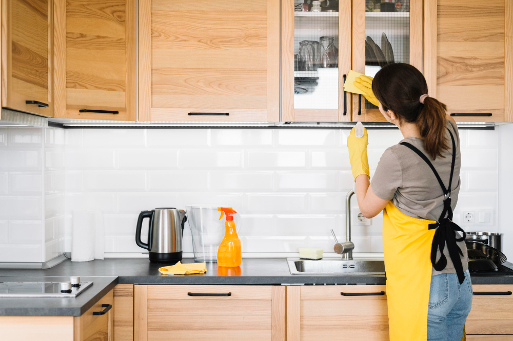 Kitchen Cleaning Hacks to Save You Time