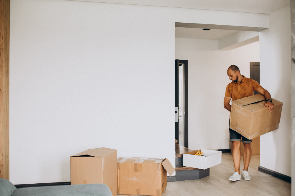 Essential Items to Bring When Moving into a Furnished Apartment