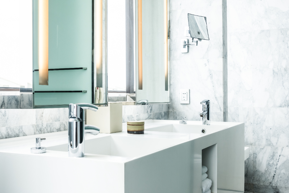 Simple Ways to Renovate Your Apartment Bathroom